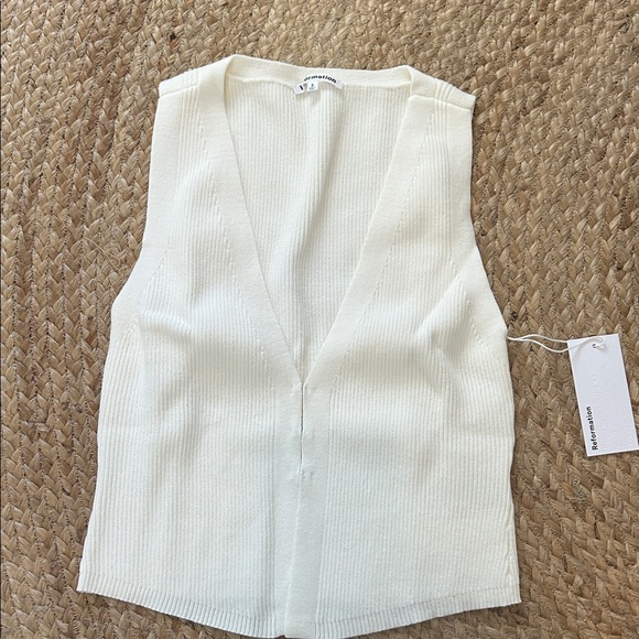 NWT • Reformation Myrtle Cotton Sweater Vest in Fior de Latte - Picture 2 of 8